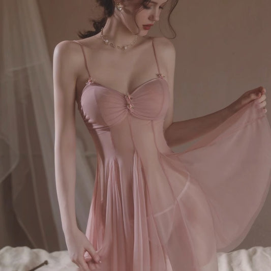 Floral lace halter sexy nightgown, thin ice silk alluring high-end romantic underwear（Pink)